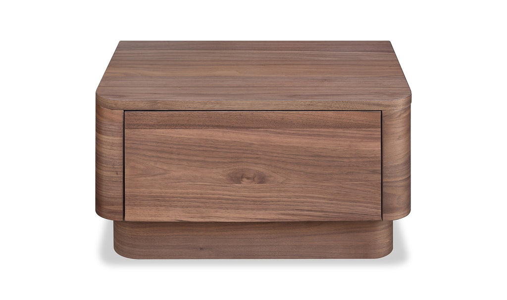 Alfred Round Bedroom Set
