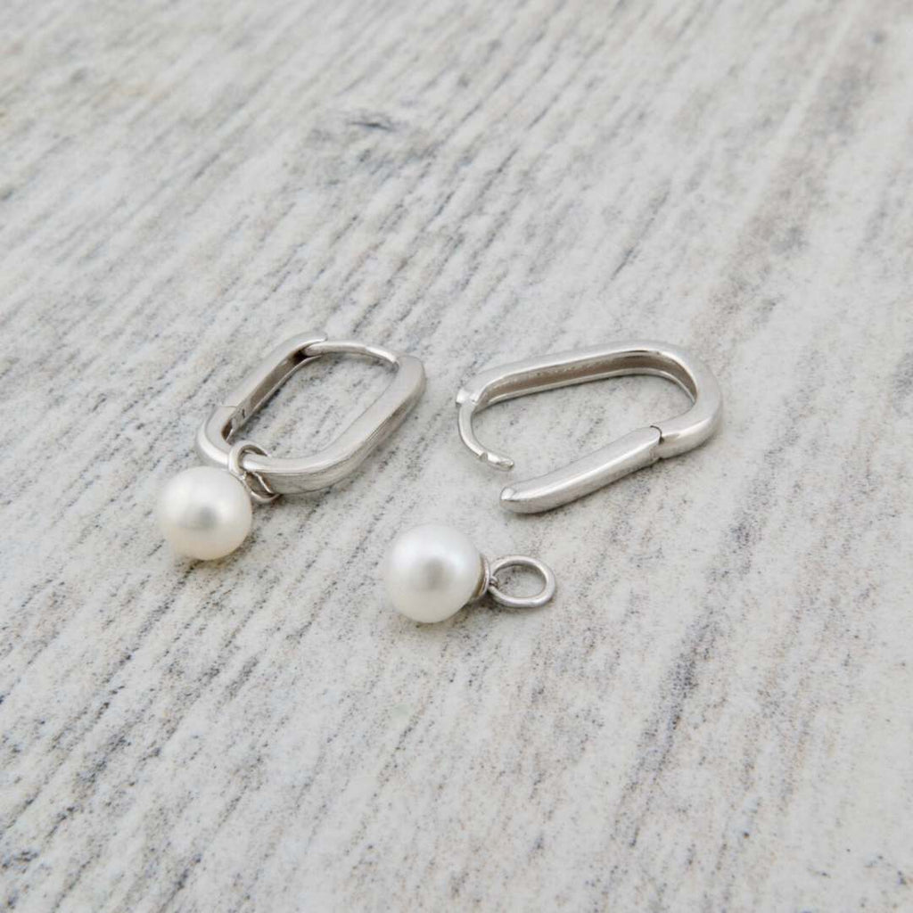 Boucles d'oreilles Huggies Perles en argent sterling