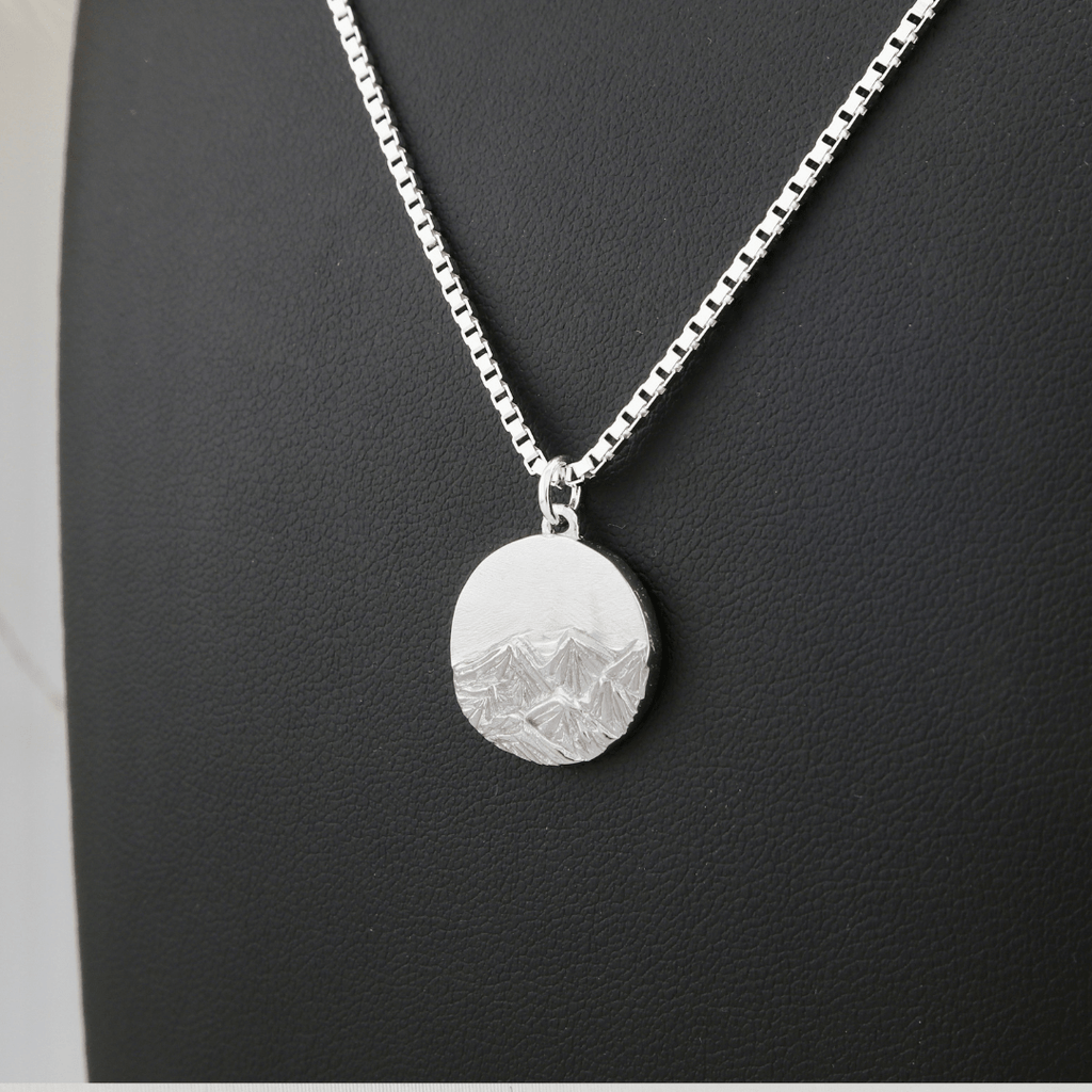 Collier Rocheuses canadiennes en argent sterling