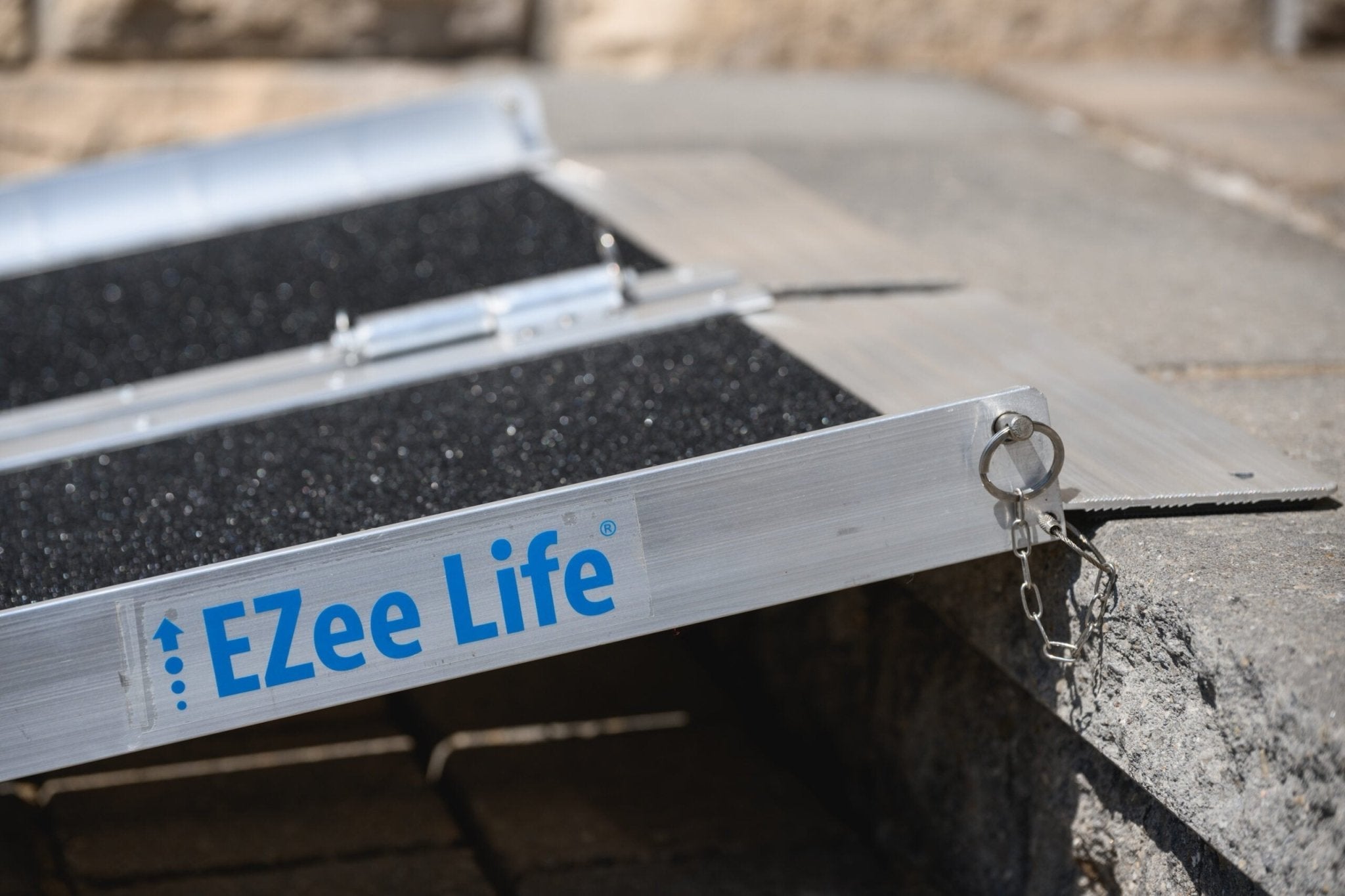 EZee Life EZ8RGT 8 ft Multifold Wheelchair Ramp | Grip Tape Canada